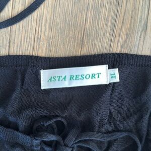 ASTA RESORT - MAXI FLOWER DESIGN DRESS IN BLACK